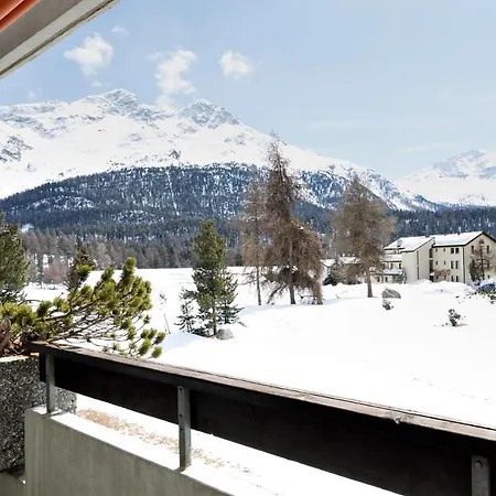 Attraktives In Champfèr/st. Moritz Appartamento *