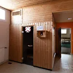 New Exclusive With Efireplace, Pool & Sauna 아파트 세인트모리츠
