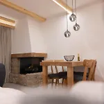 New Exclusive With Efireplace, Pool & Sauna 세인트모리츠