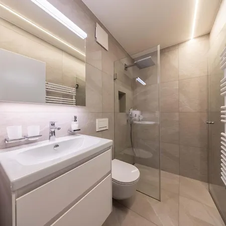 New Exclusive With Efireplace, Pool & Sauna Apartmán Svatý Mořic