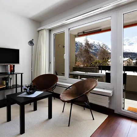 Attraktives In Champfèr/st. Moritz Apartment